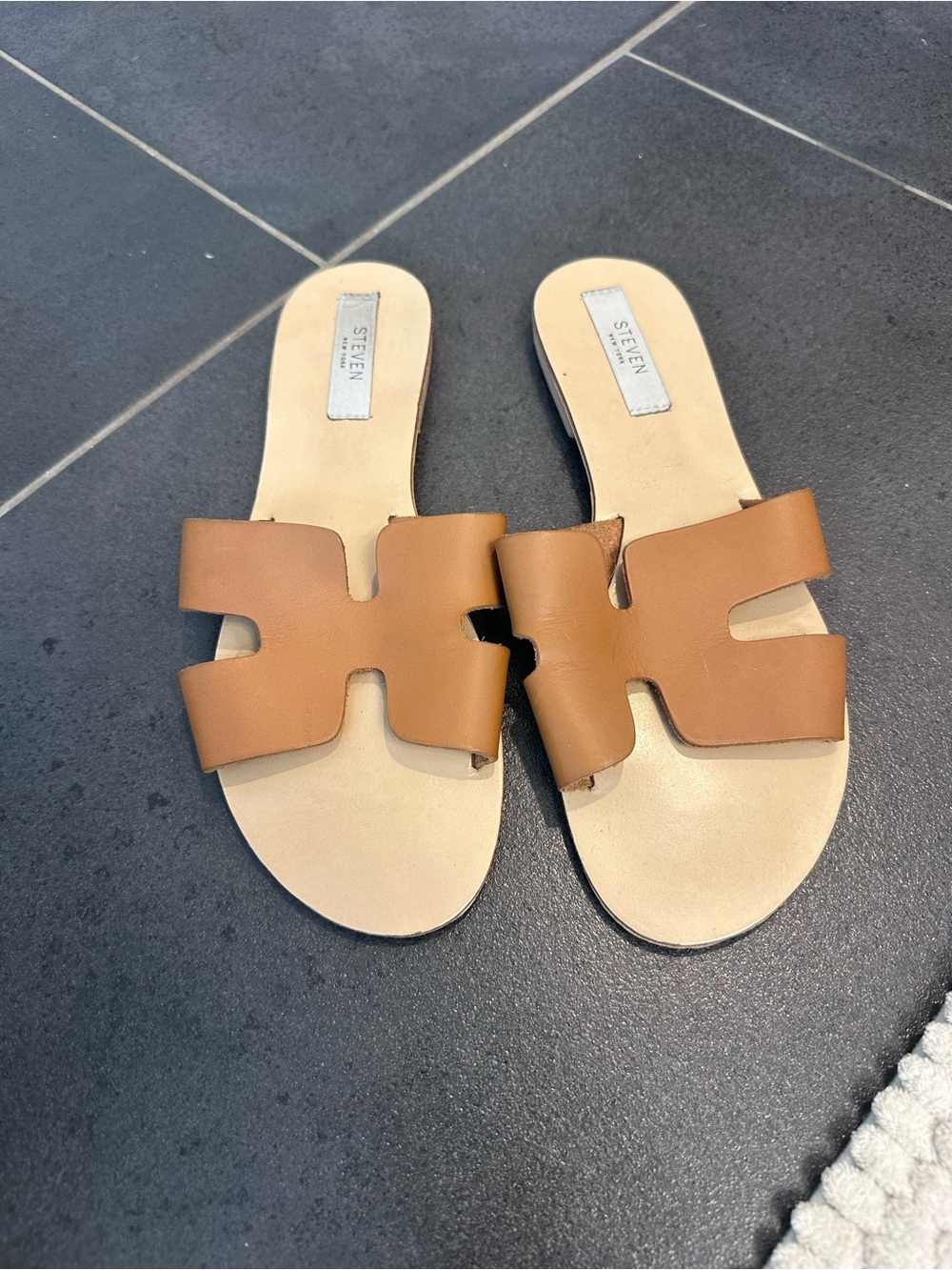 Steve Madden Cognac Leather Slide Sandals